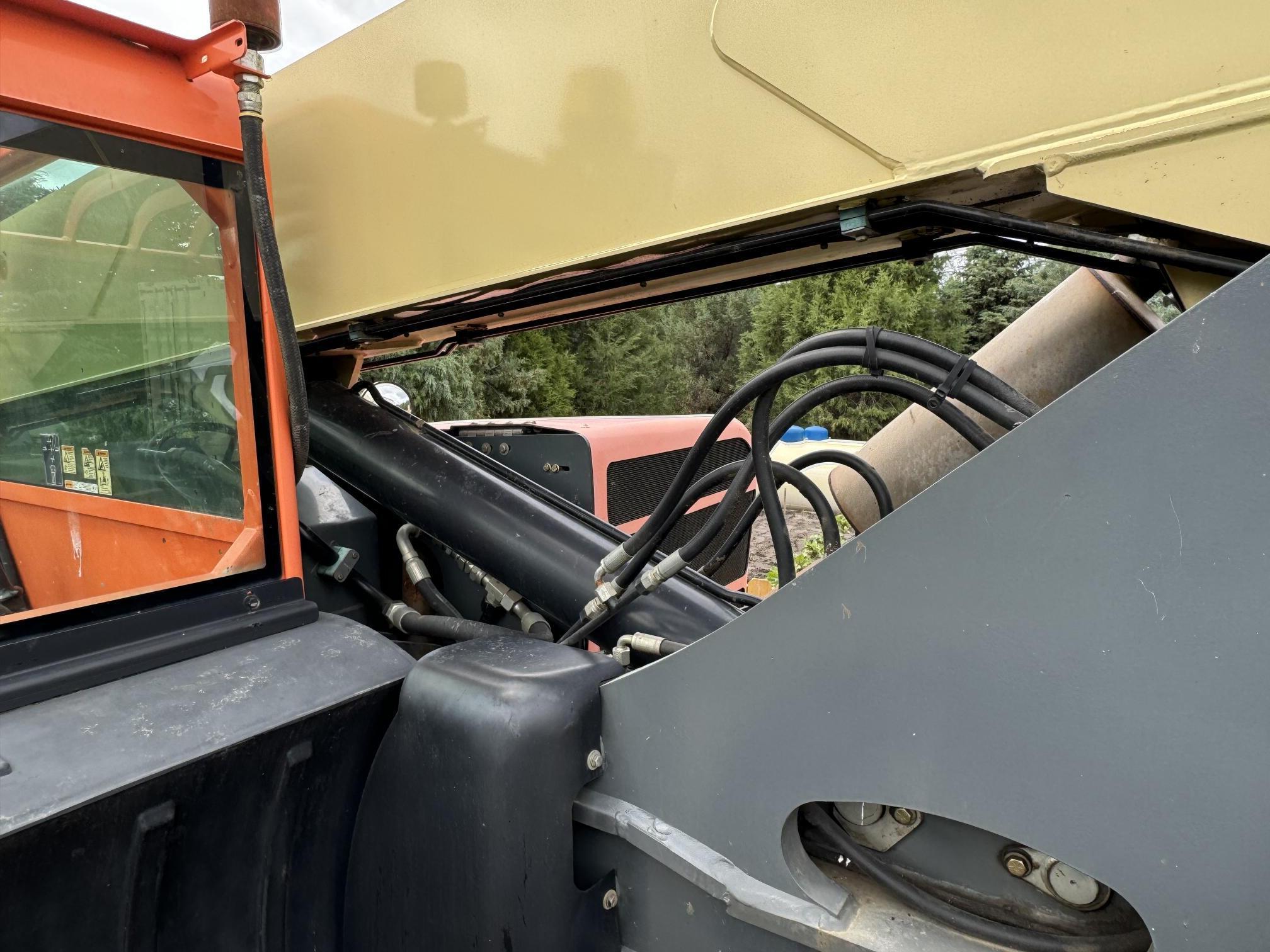 2013 JLG G6-42A - Image 24