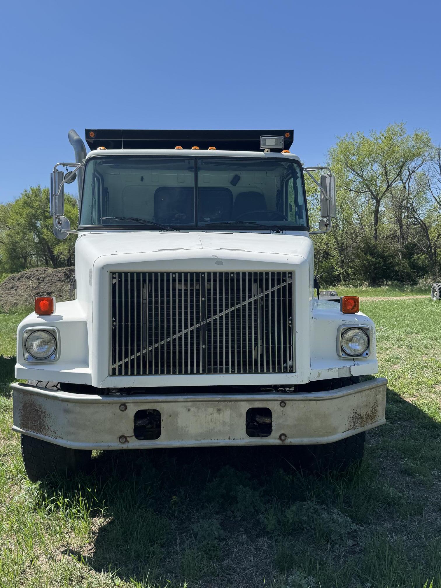 1995 WHITE/GMC WHITEGMC - Image 2