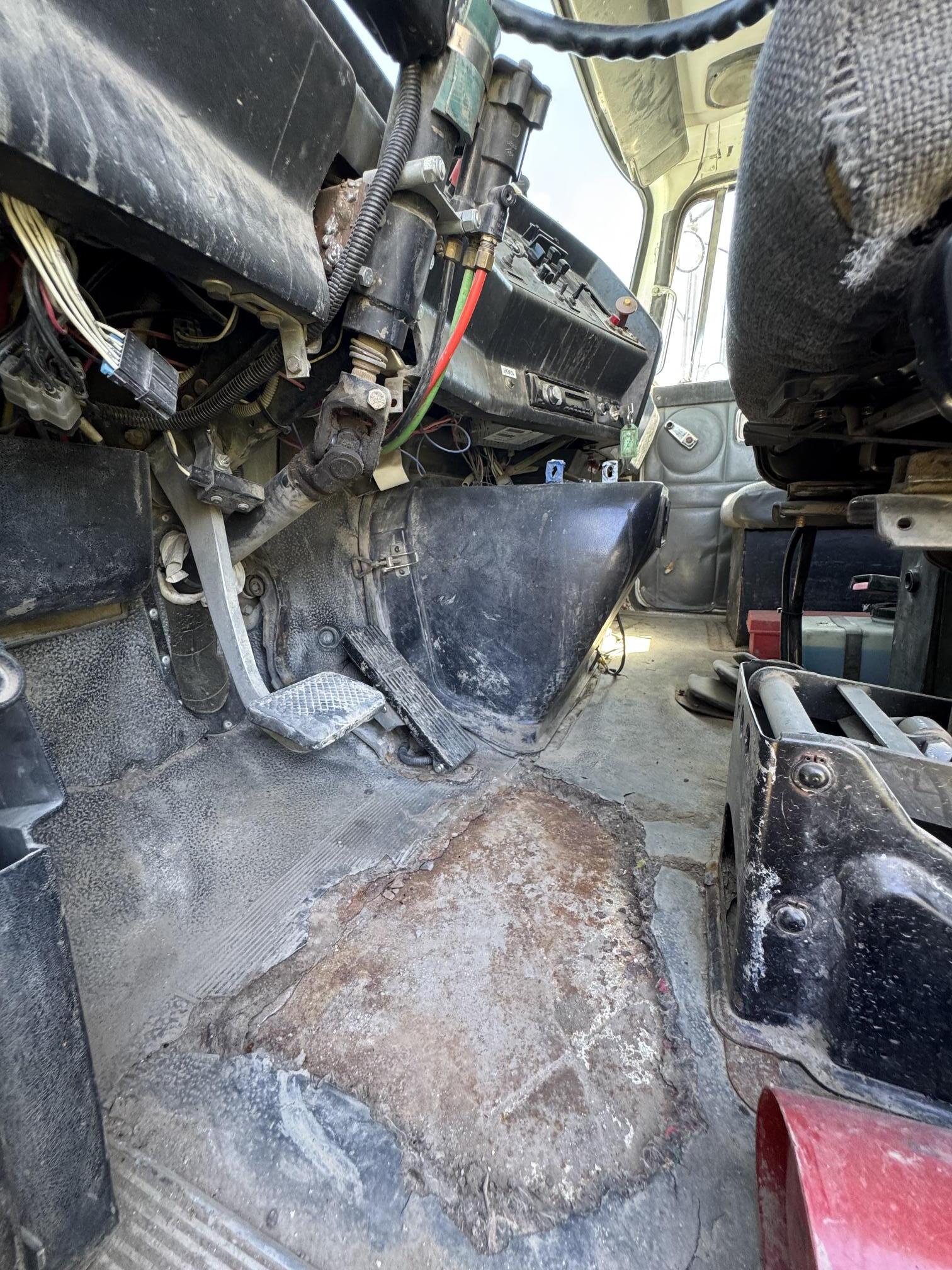 1995 WHITE/GMC WHITEGMC - Image 18