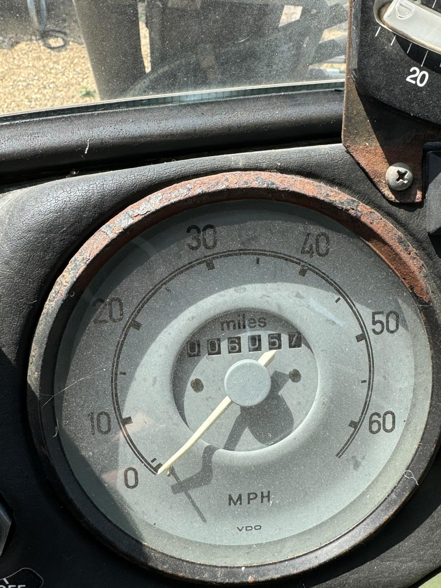 1988 DAIMLER-BENZ Unimog 419 - Image 25