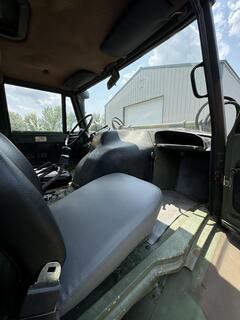 1988 DAIMLER-BENZ Unimog 419 - Image 24