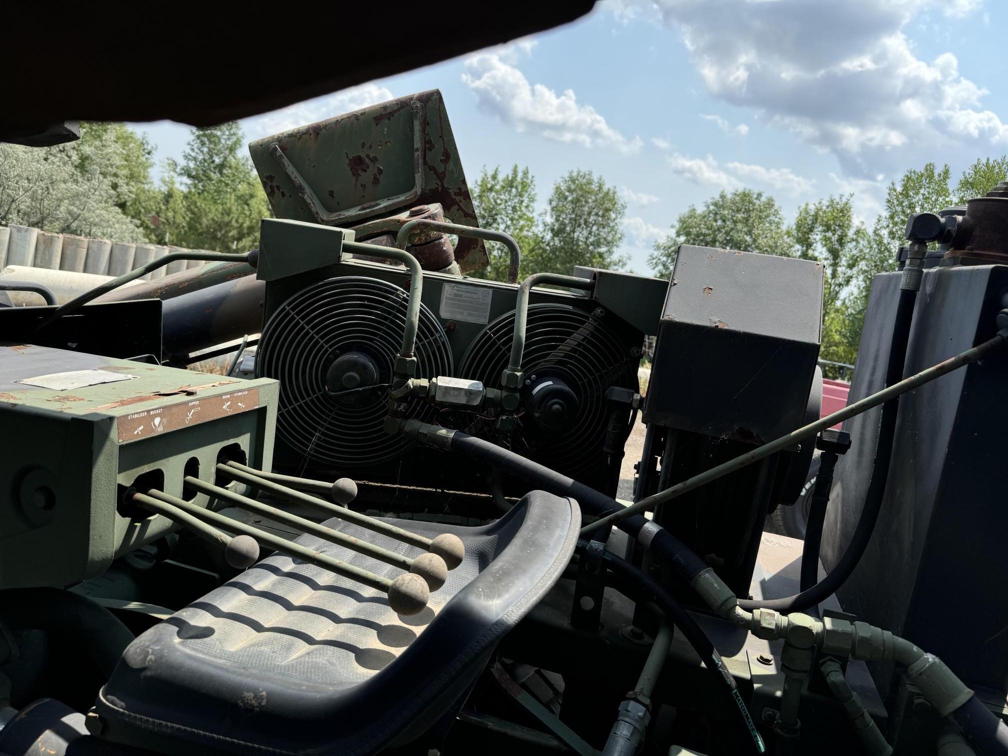 1988 DAIMLER-BENZ Unimog 419 - view 15 of 42