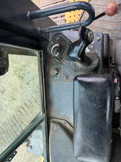 2007 DEERE 700J LGP - Image 21
