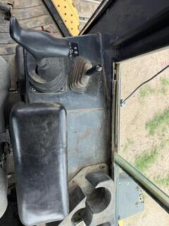 2007 DEERE 700J LGP - Image 22