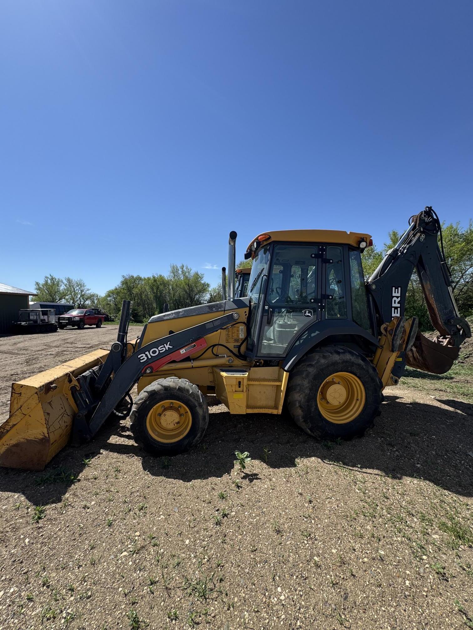 2013 DEERE 310SK - view 1 of 44