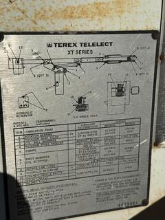 2010 FORD F750 Bucket Truck - Image 37