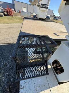 2010 FORD F750 Bucket Truck - Image 42