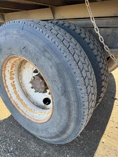 2010 FORD F750 Bucket Truck - Image 50