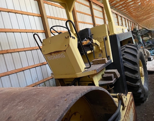 1999 BOMAG BW213D - view 1 of 6