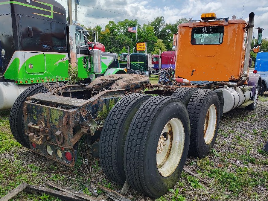 1986 INTERNATIONAL F9370 - view 4 of 18