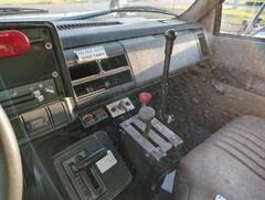 1998 GMC Top Kick C7500 - Image 9