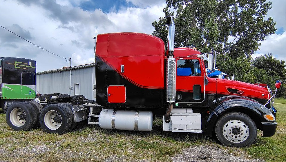 2008 PETERBILT - view 1 of 31