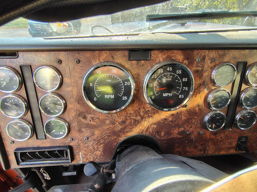 1998 INTERNATIONAL 9300 - view 13 of 27