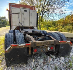 1998 INTERNATIONAL 9300 - Image 2