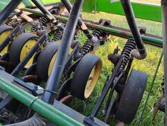 1992 JOHN DEERE 750 Grain Drills - Image 24