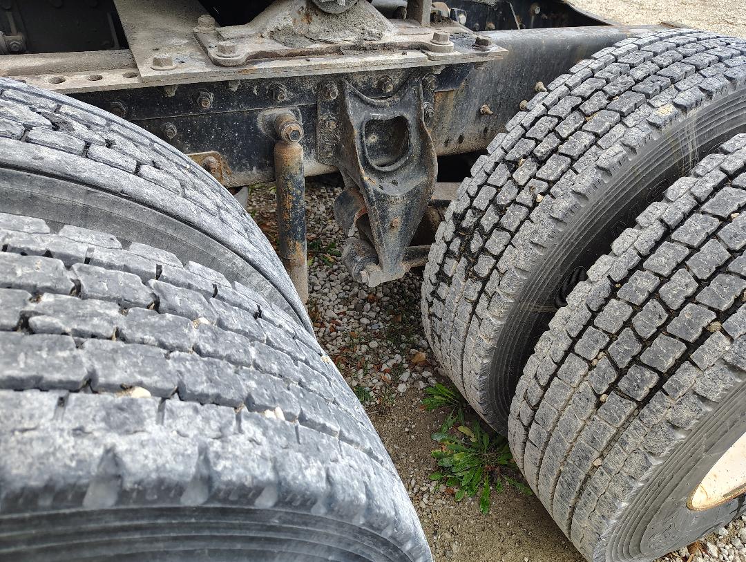 1994 INTERNATIONAL 9200 6x4 - view 13 of 47