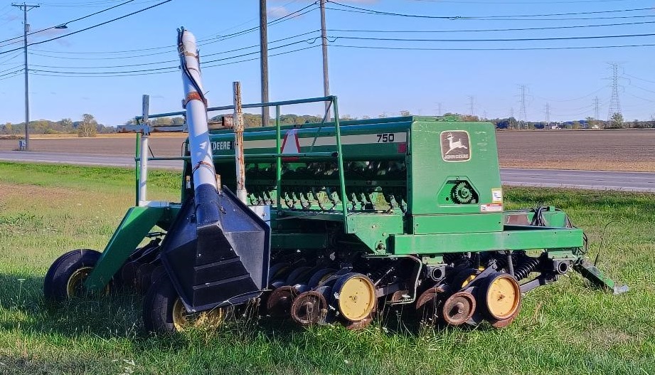 1987 JOHN DEERE 750 Grain Drill - view 2 of 30
