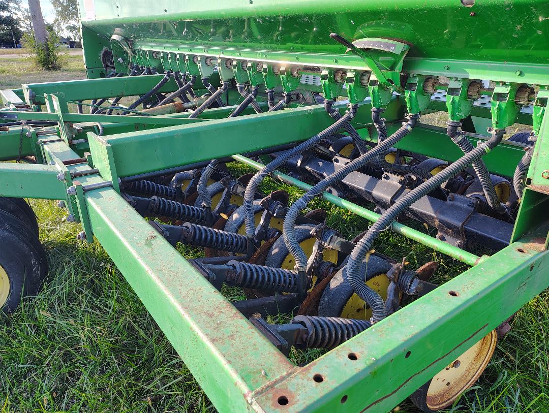 1987 JOHN DEERE 750 Grain Drill - view 14 of 30