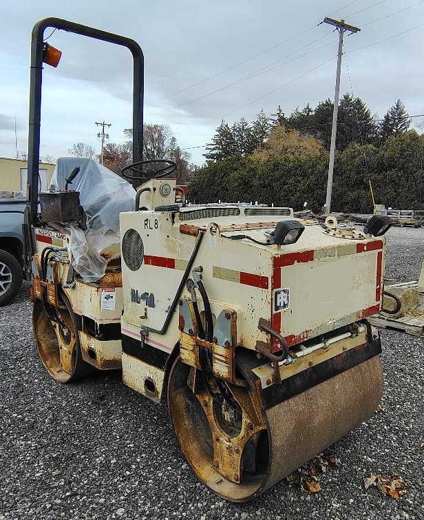 1997 INGERSOLL-RAND DD-22 Vibratory Roller - view 2 of 26