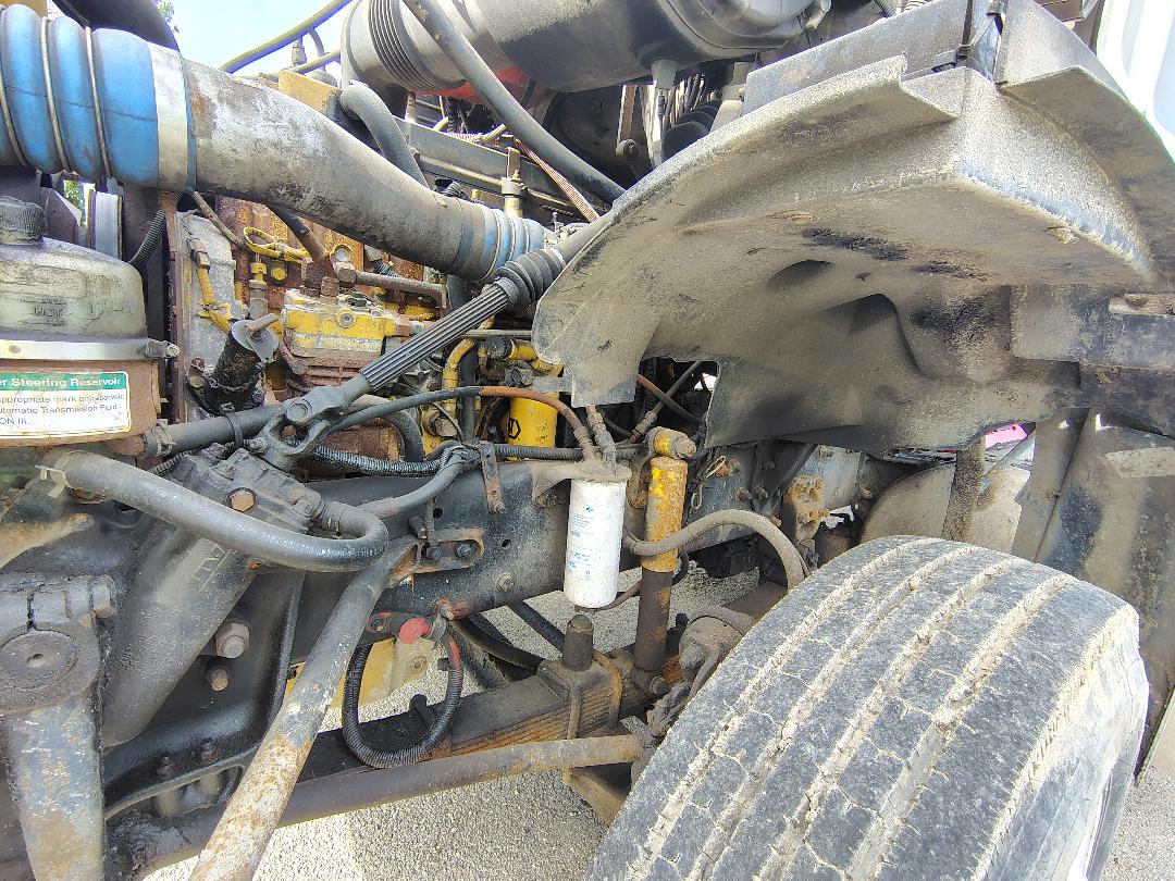 2005 STERLING L9500 - view 14 of 19