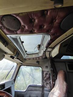 2000 KENWORTH W900 - Image 7