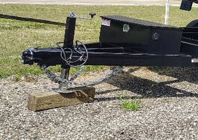 2022 SURE TRAC 12 foot Low Profile Homeowner Dump Trailer - Image 19