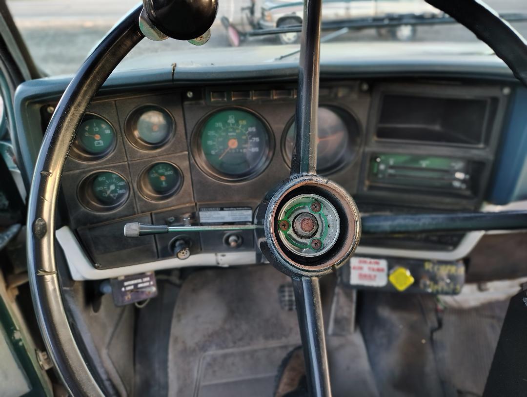 1989 CHEVROLET C70 - view 18 of 24