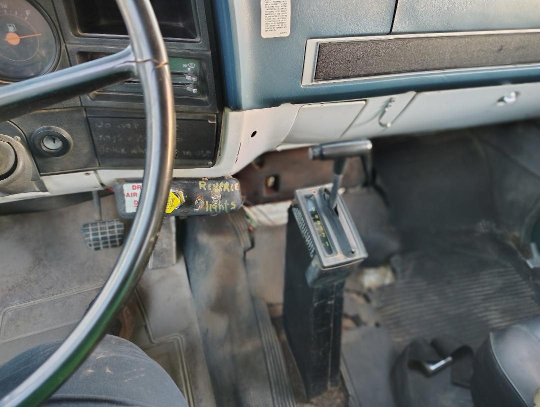 1989 CHEVROLET C70 - view 19 of 24