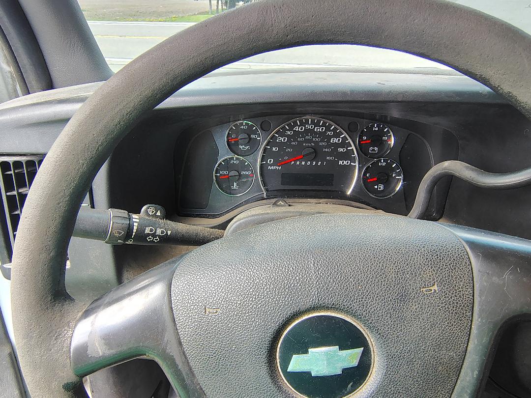 2012 CHEVROLET 1500 - view 13 of 17