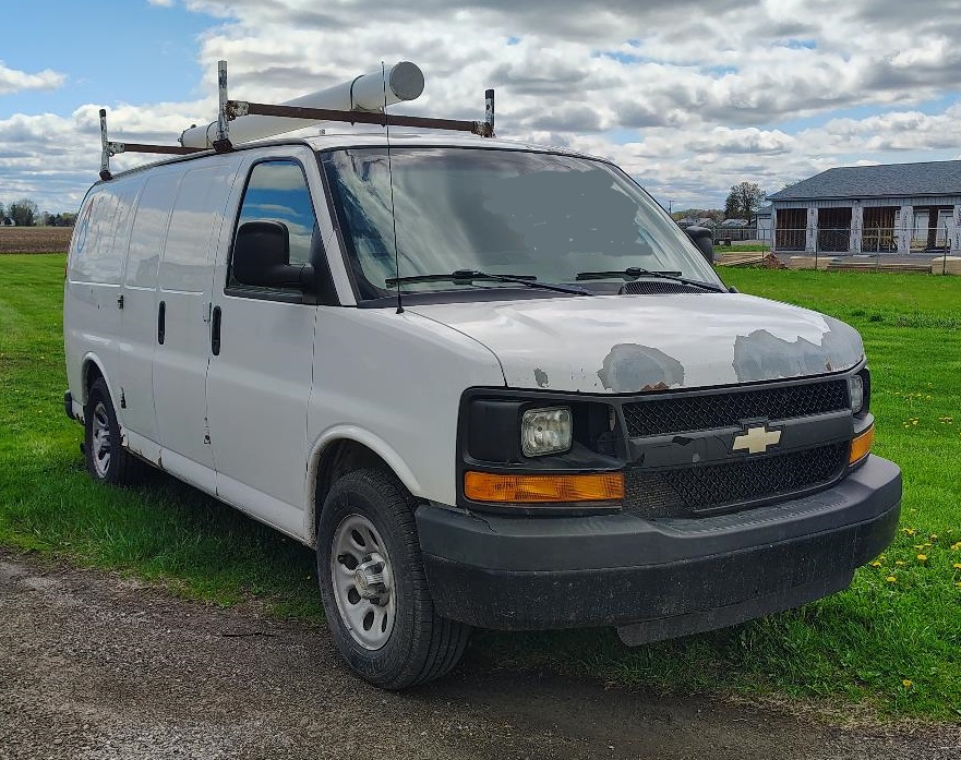 2012 CHEVROLET 1500 - view 4 of 17