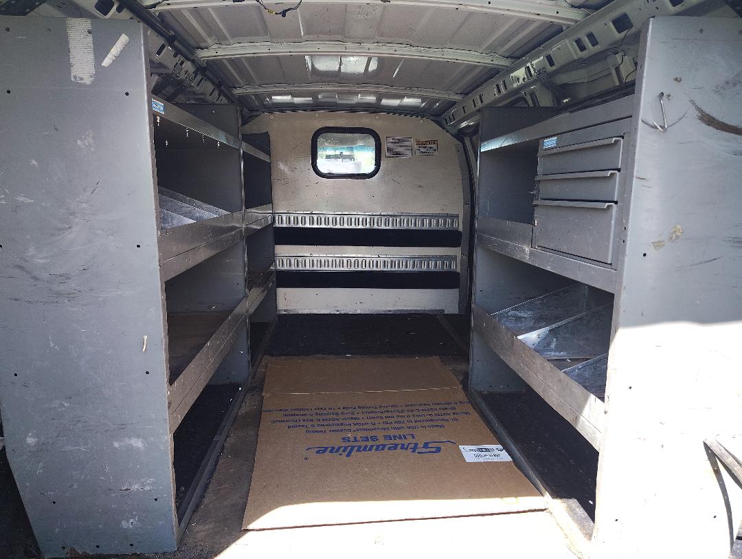 2012 CHEVROLET 1500 - view 10 of 17