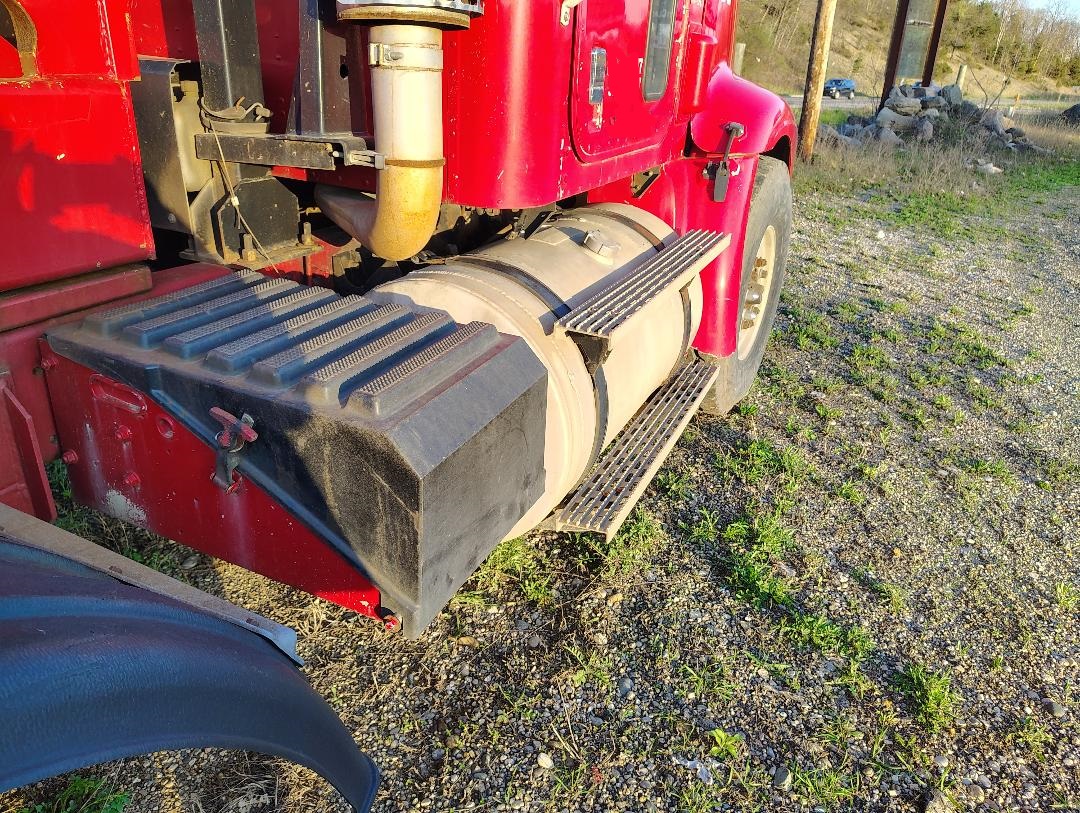 2003 INTERNATIONAL 9400i - view 11 of 34