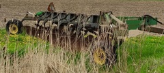 1982 JOHN DEERE 2700 Plow - Image 3