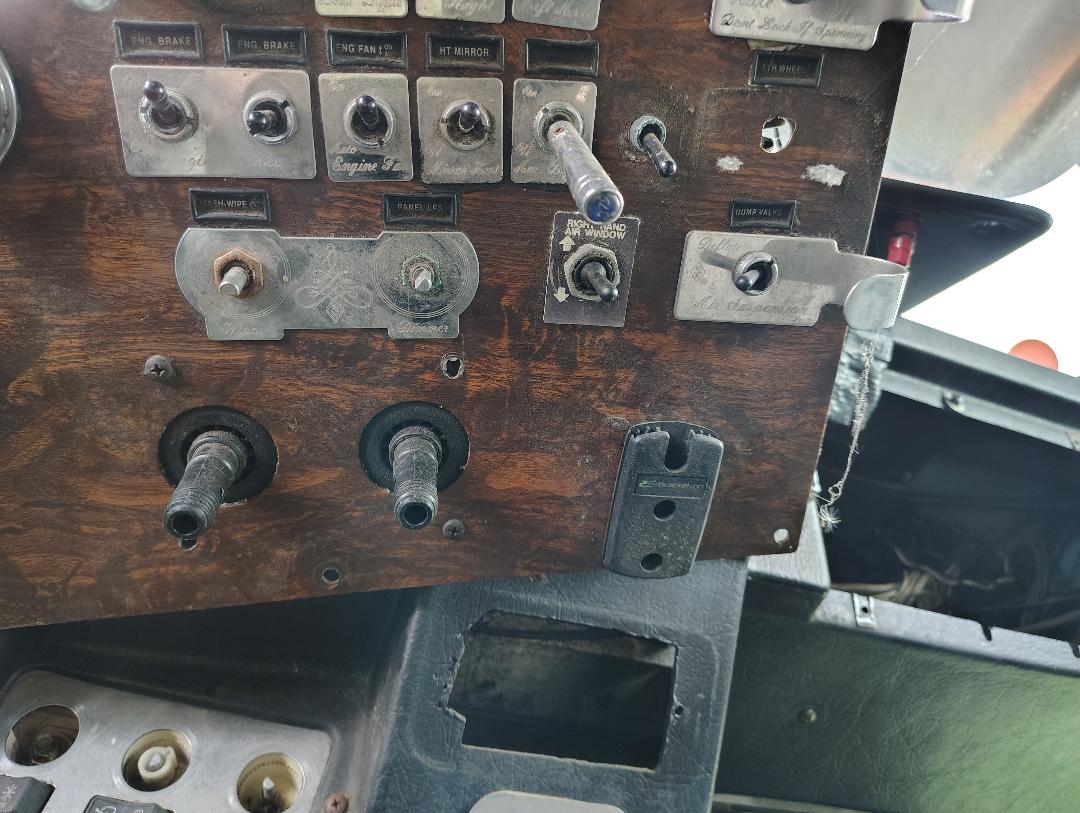 1997 PETERBILT 379 - view 14 of 18