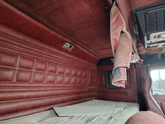 1981 PETERBILT Cabover - Image 43