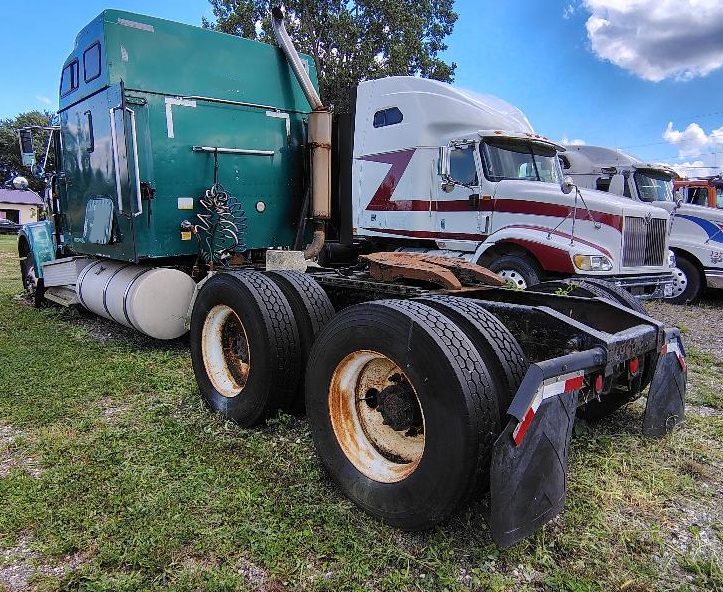 2000 INTERNATIONAL 9900 Eagle - view 4 of 30