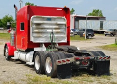 2005 PETERBILT 379 - Image 4