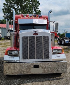 2005 PETERBILT 379 - Image 3