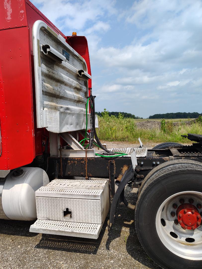 2005 PETERBILT 379 - view 8 of 37