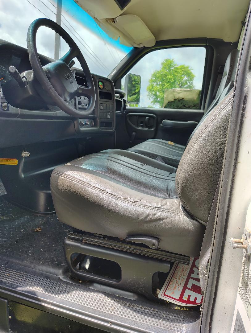 2007 GMC C5500 - view 17 of 24