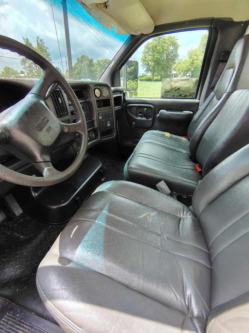 2007 GMC C5500 - view 18 of 24