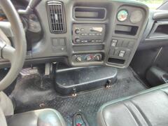 2007 GMC C5500 - Image 21
