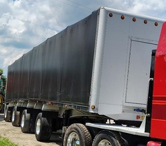 2004 MAC 48 foot Quad - Image 2