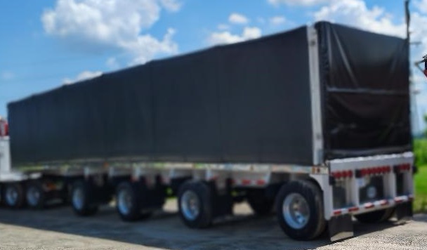 2004 MAC 48 foot Quad - view 6 of 10