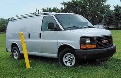 2016 GMC Savana Cargo Van - Image 3