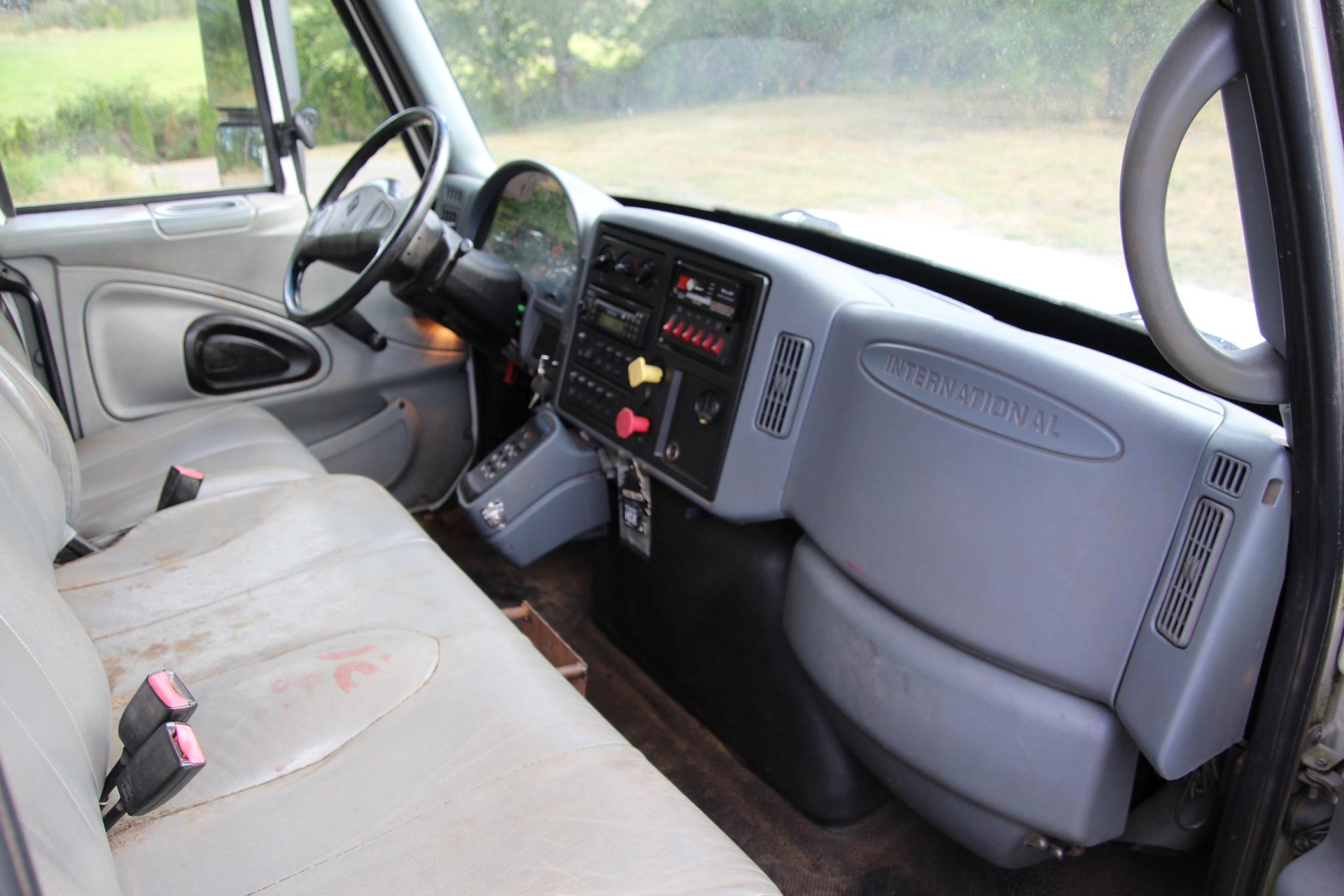 2006 INTERNATIONAL DuraStar 4400 - Image 21