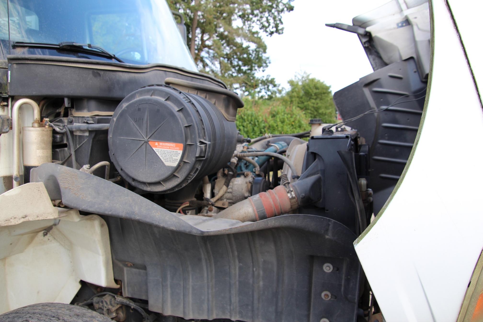 2006 INTERNATIONAL DuraStar 4400 - Image 29