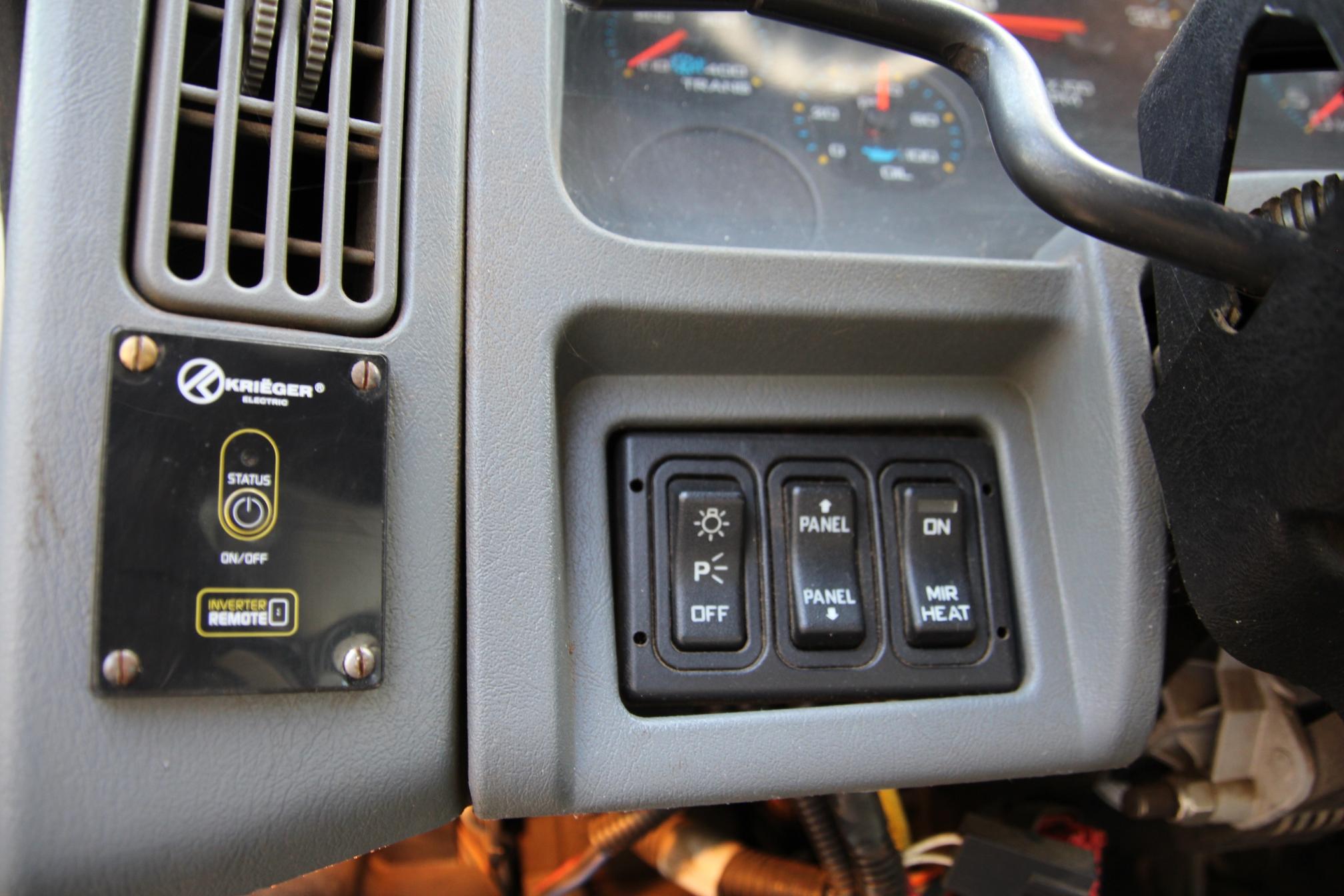 2006 INTERNATIONAL DuraStar 4400 - Image 19