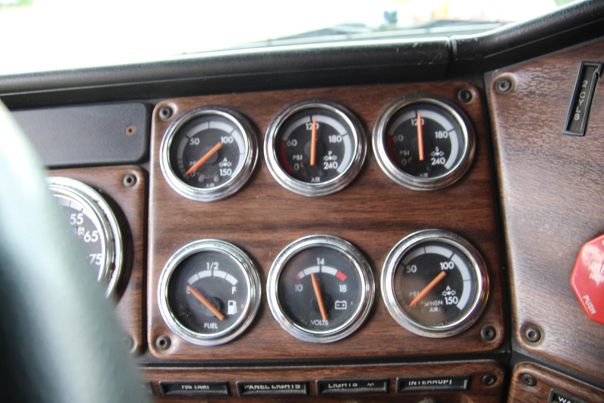 1995 FREIGHTLINER 120 - Image 36