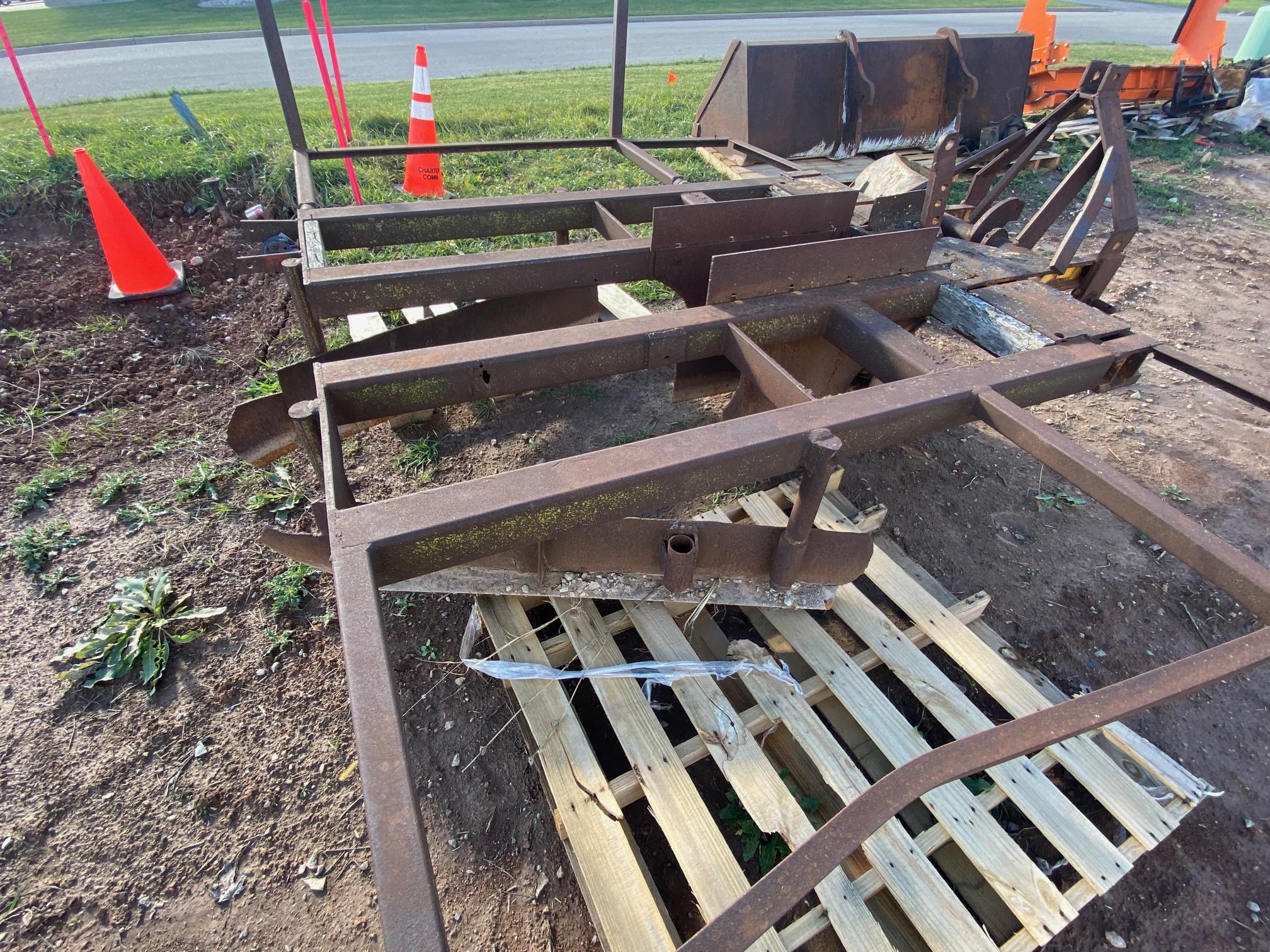 2000 CUSTOM Tree Planter - view 4 of 5